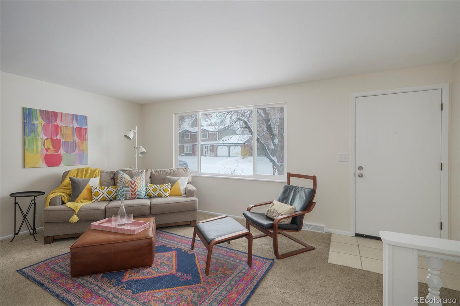 3048 S Akron Court