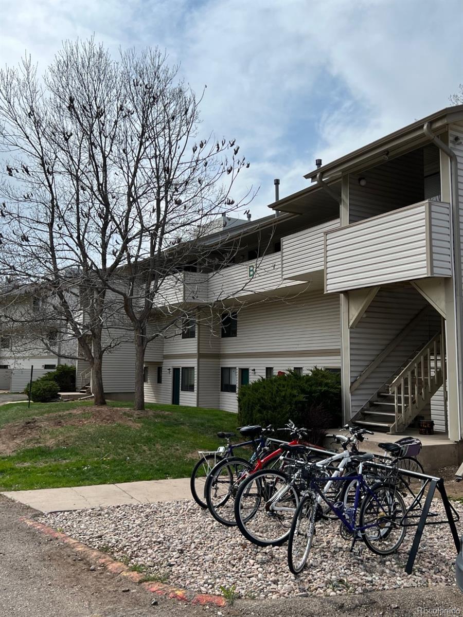 1705 Heatheridge Road Unit: B202