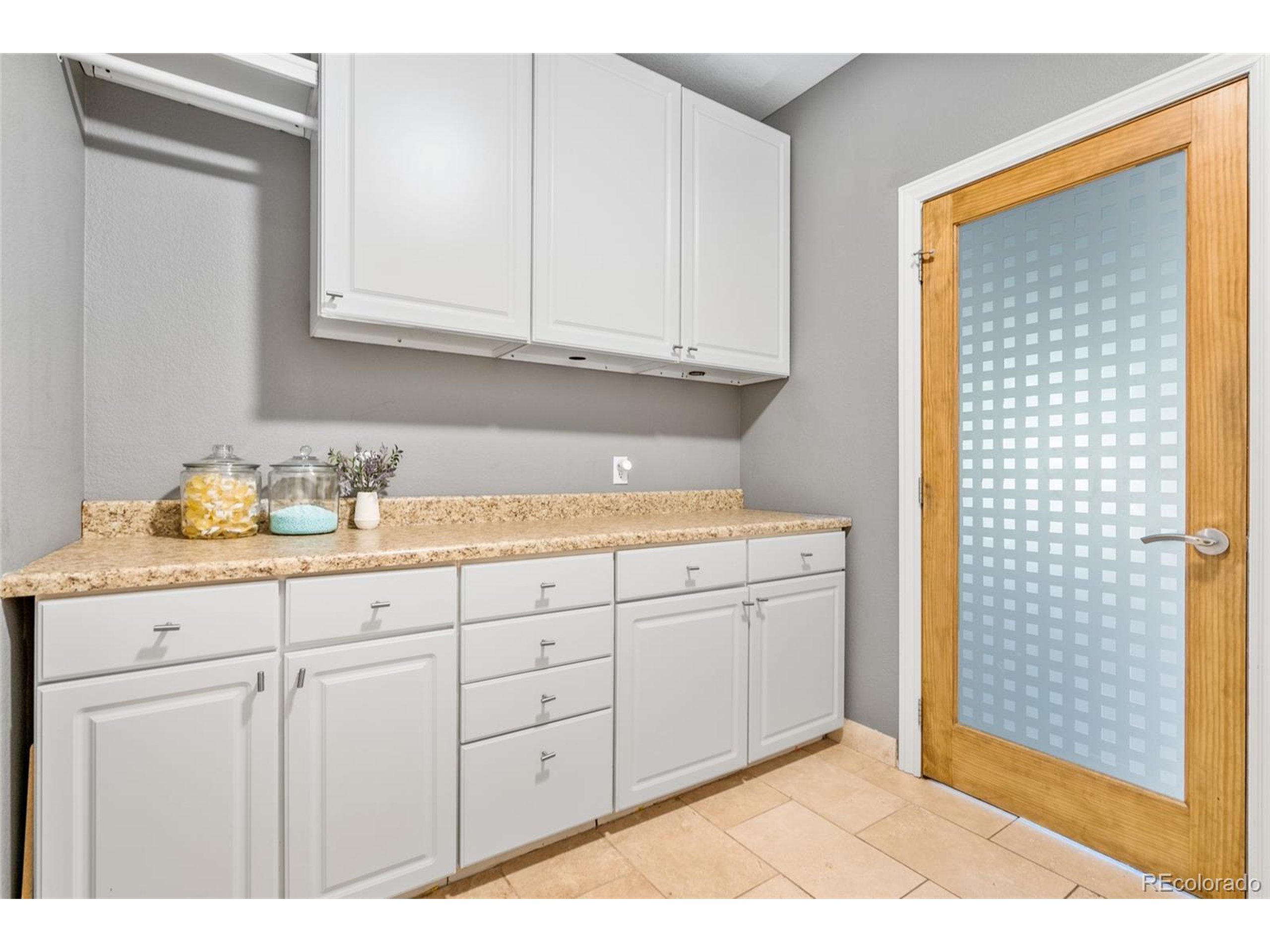 7450 S Houstoun Waring Cir