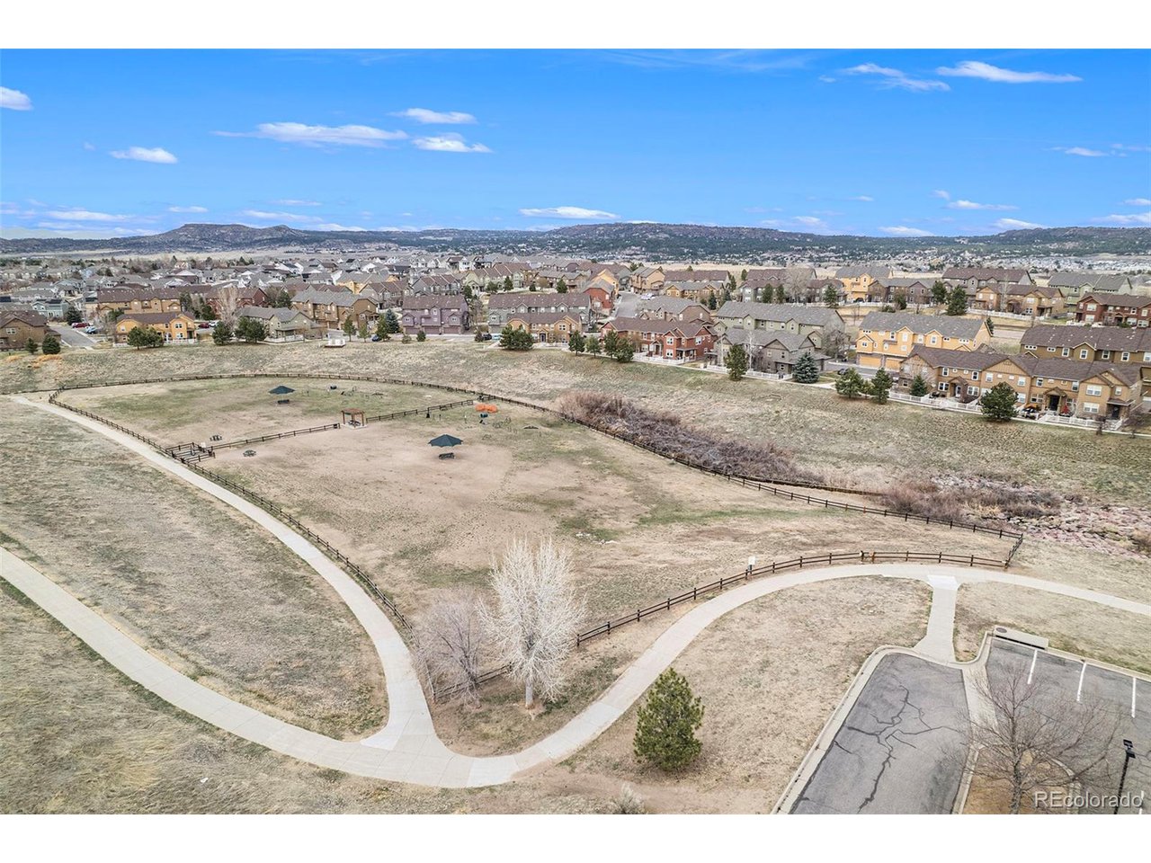 2470 Robindale Way