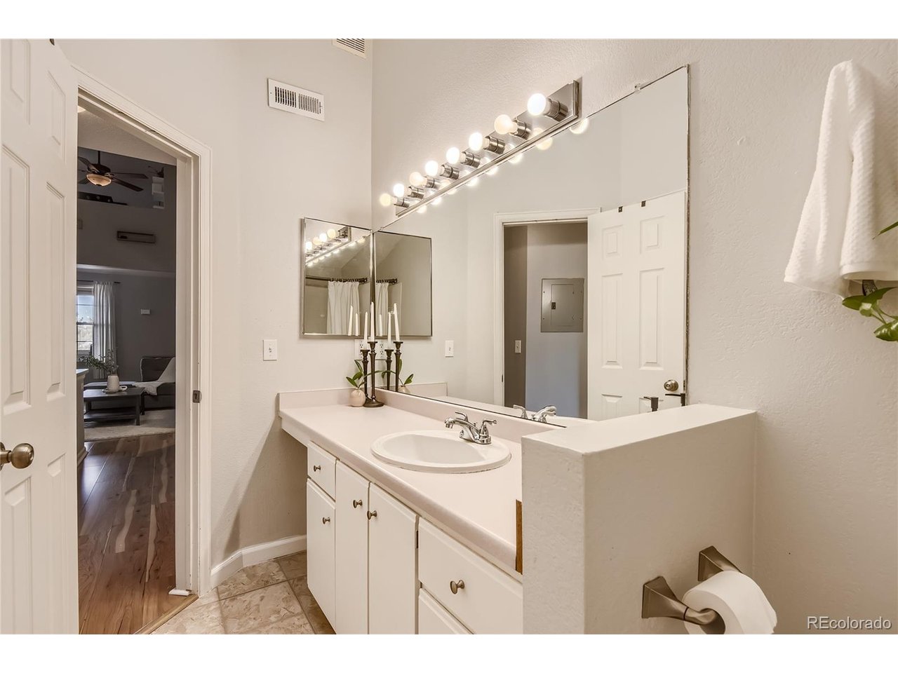 2850 W Centennial Dr D