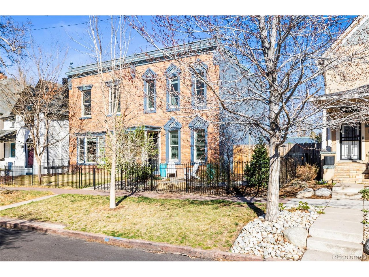 2342 N Ogden St