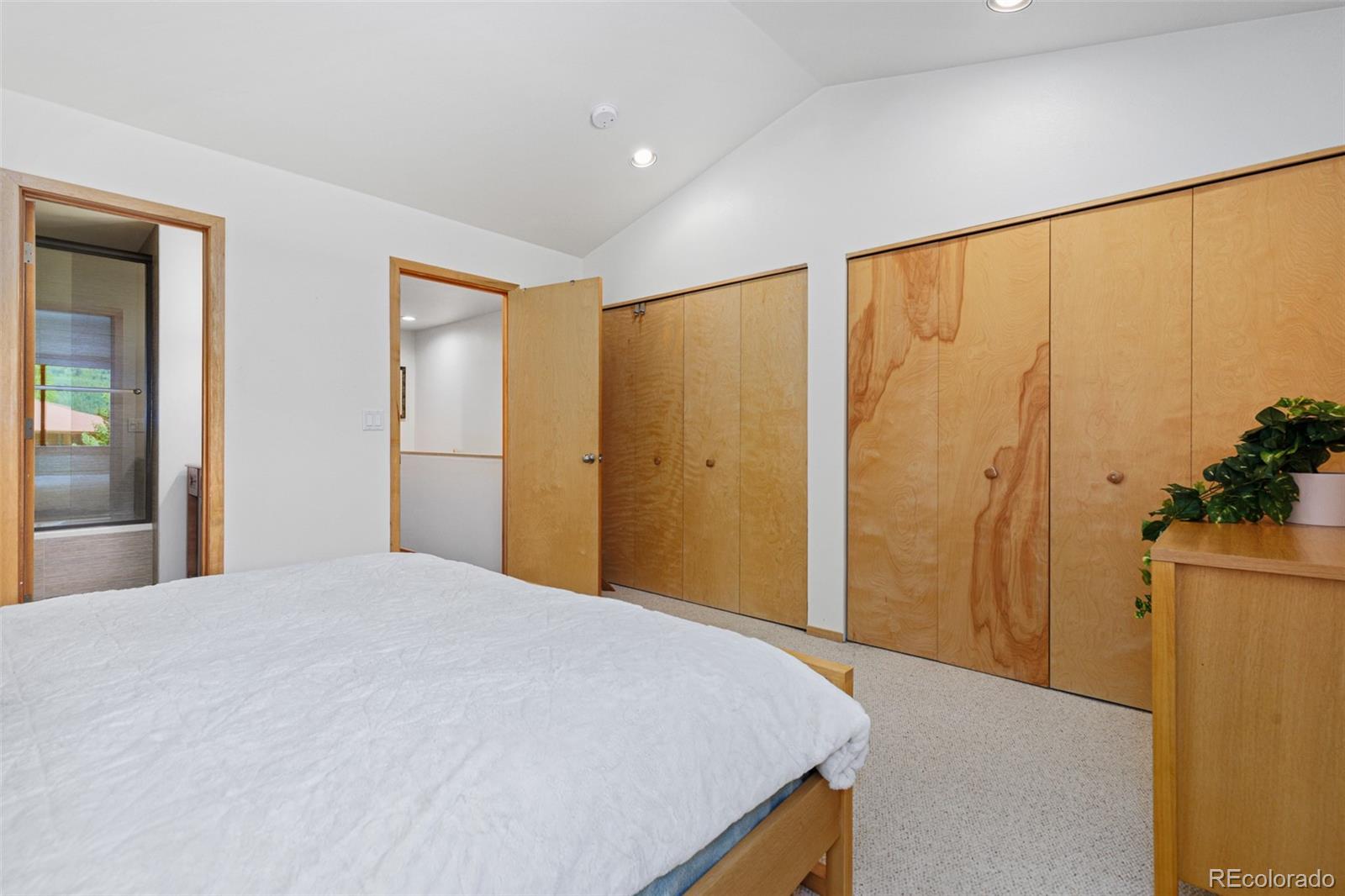 731 Lagoon Drive Unit: B