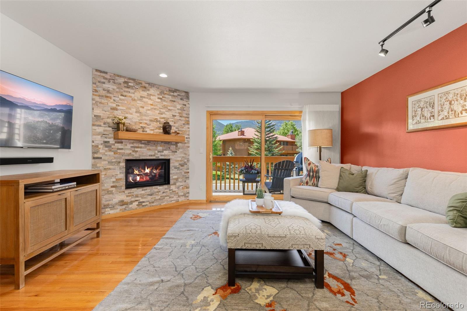 731 Lagoon Drive Unit: B