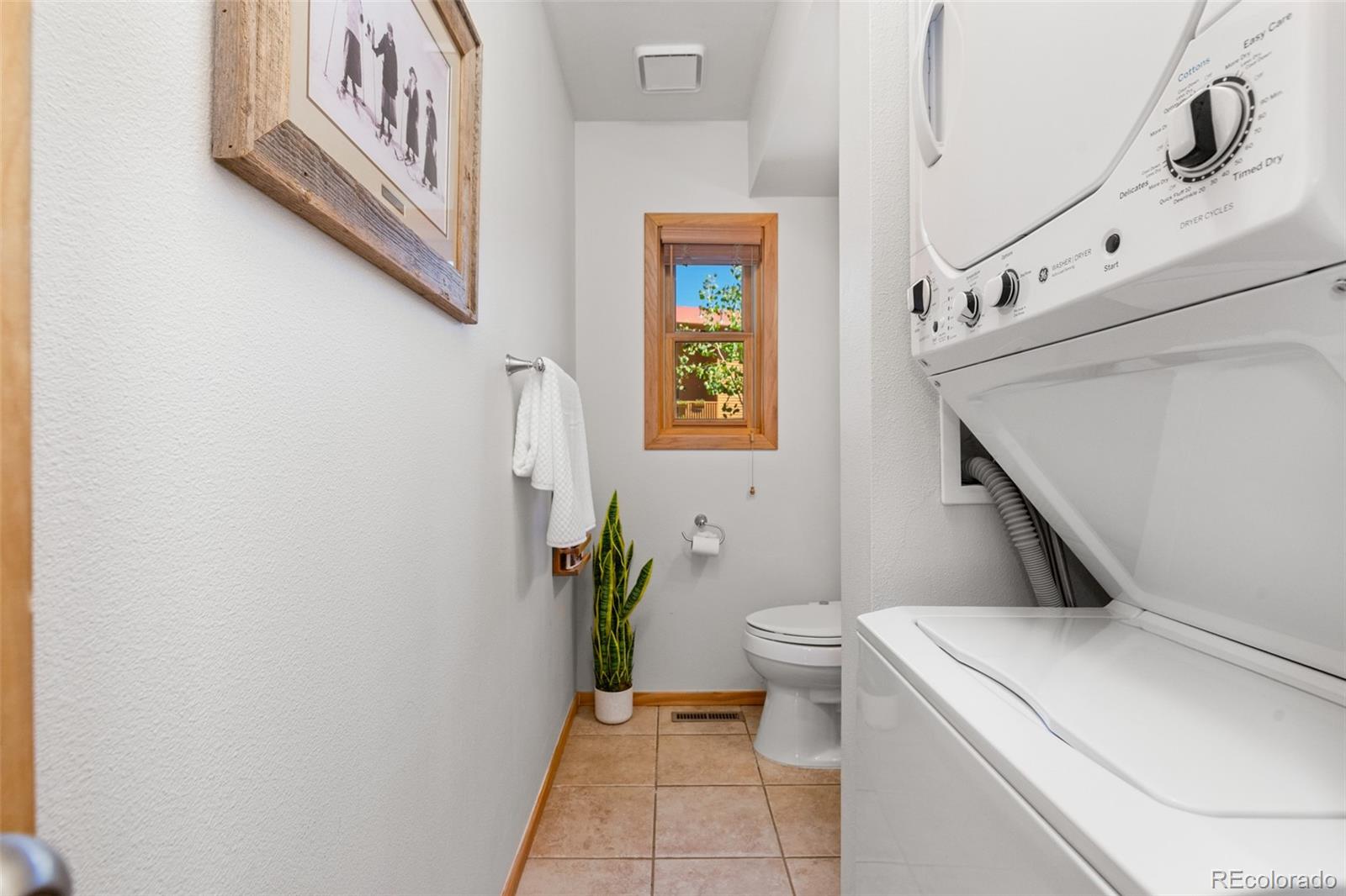 731 Lagoon Drive Unit: B
