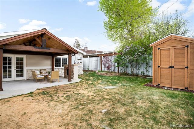3215 S Fairfax Street