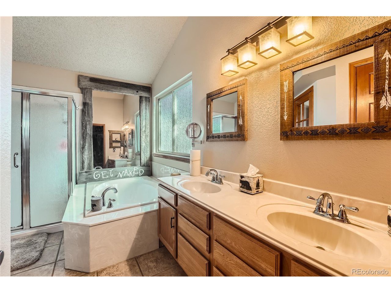 10914 W 85th Pl