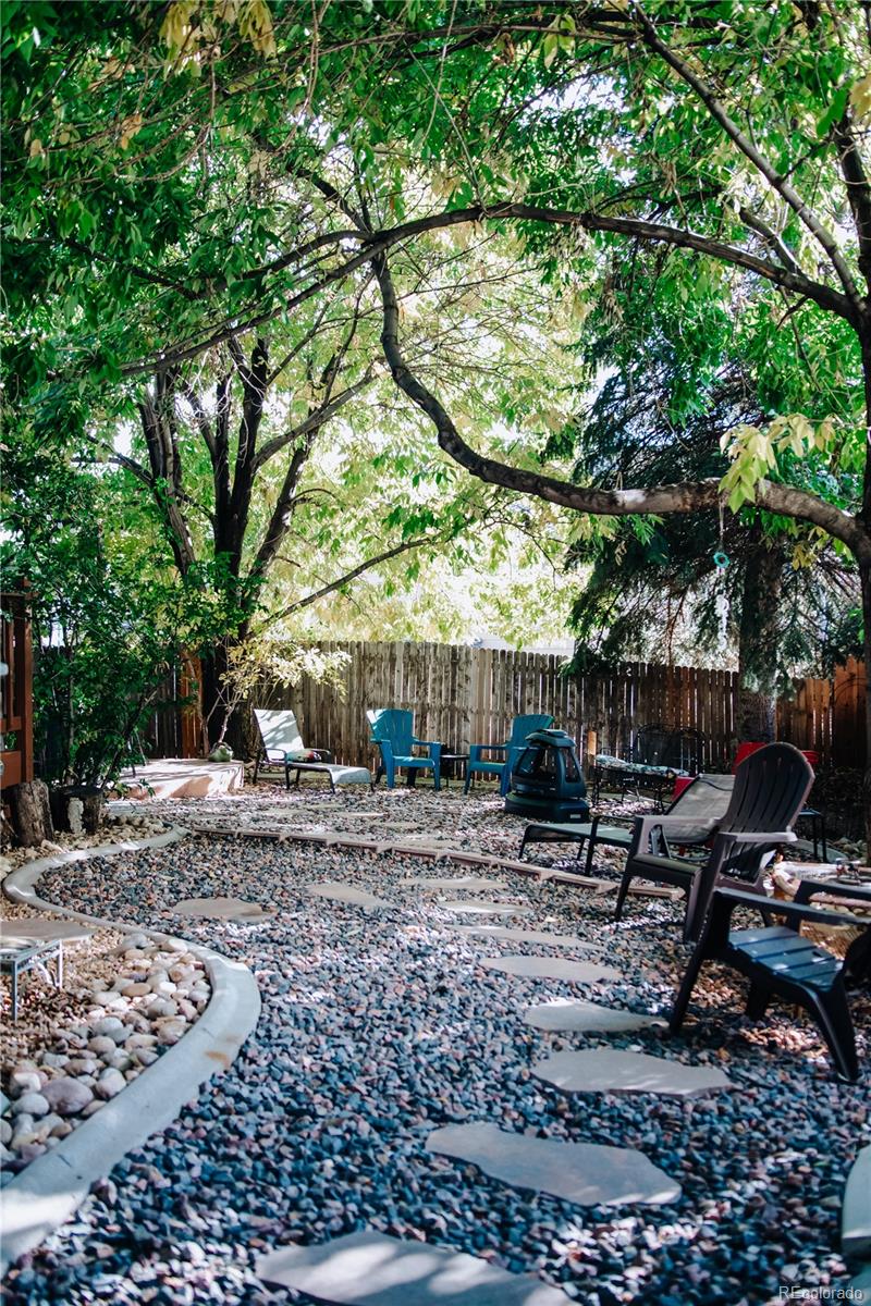 10914 W 85th Place
