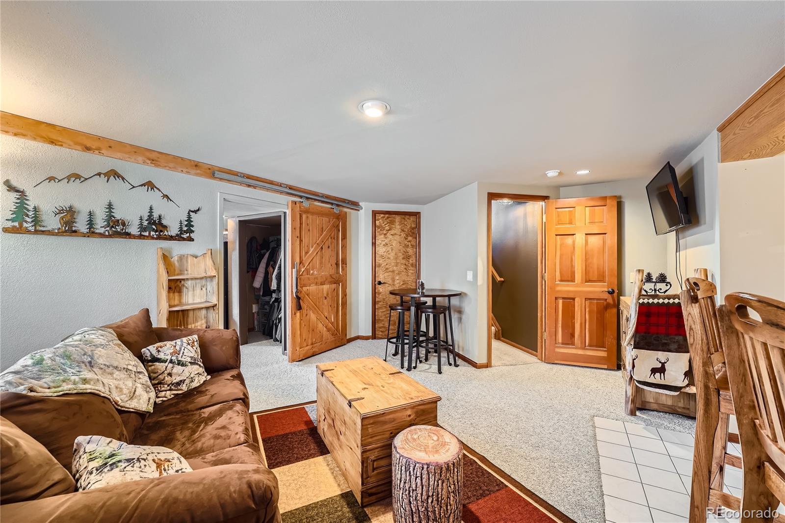 10914 W 85th Place