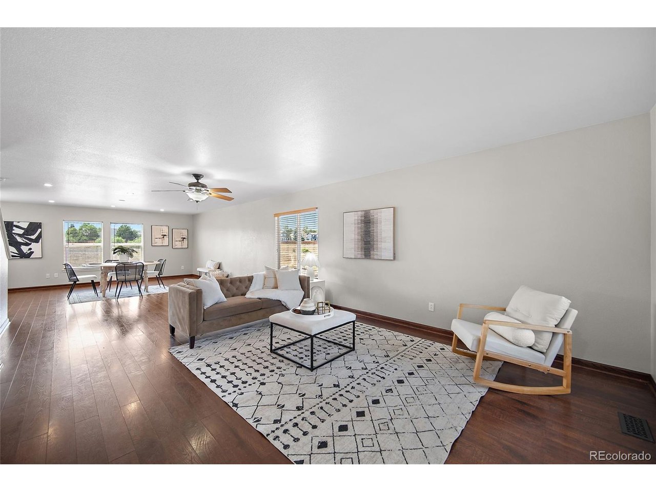 5929 Raleigh Cir