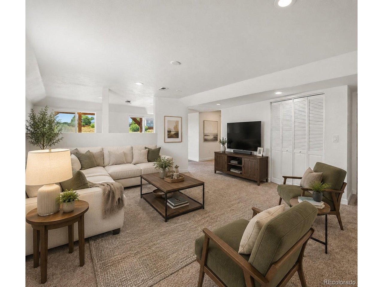 5929 Raleigh Cir