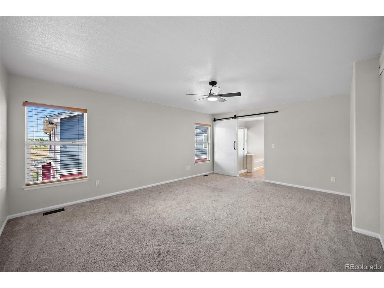 5929 Raleigh Cir