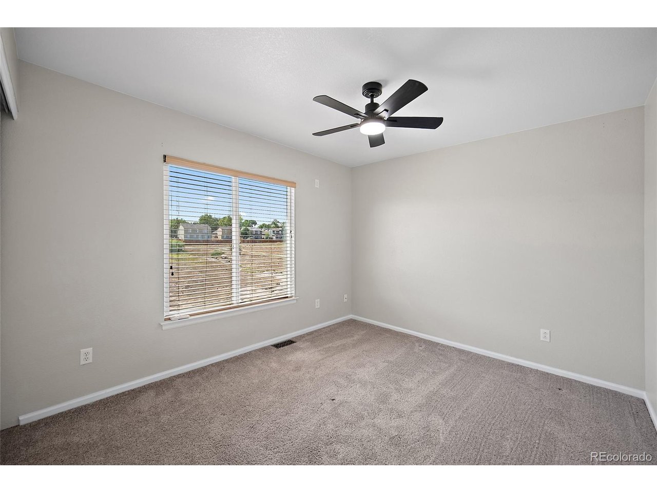 5929 Raleigh Cir