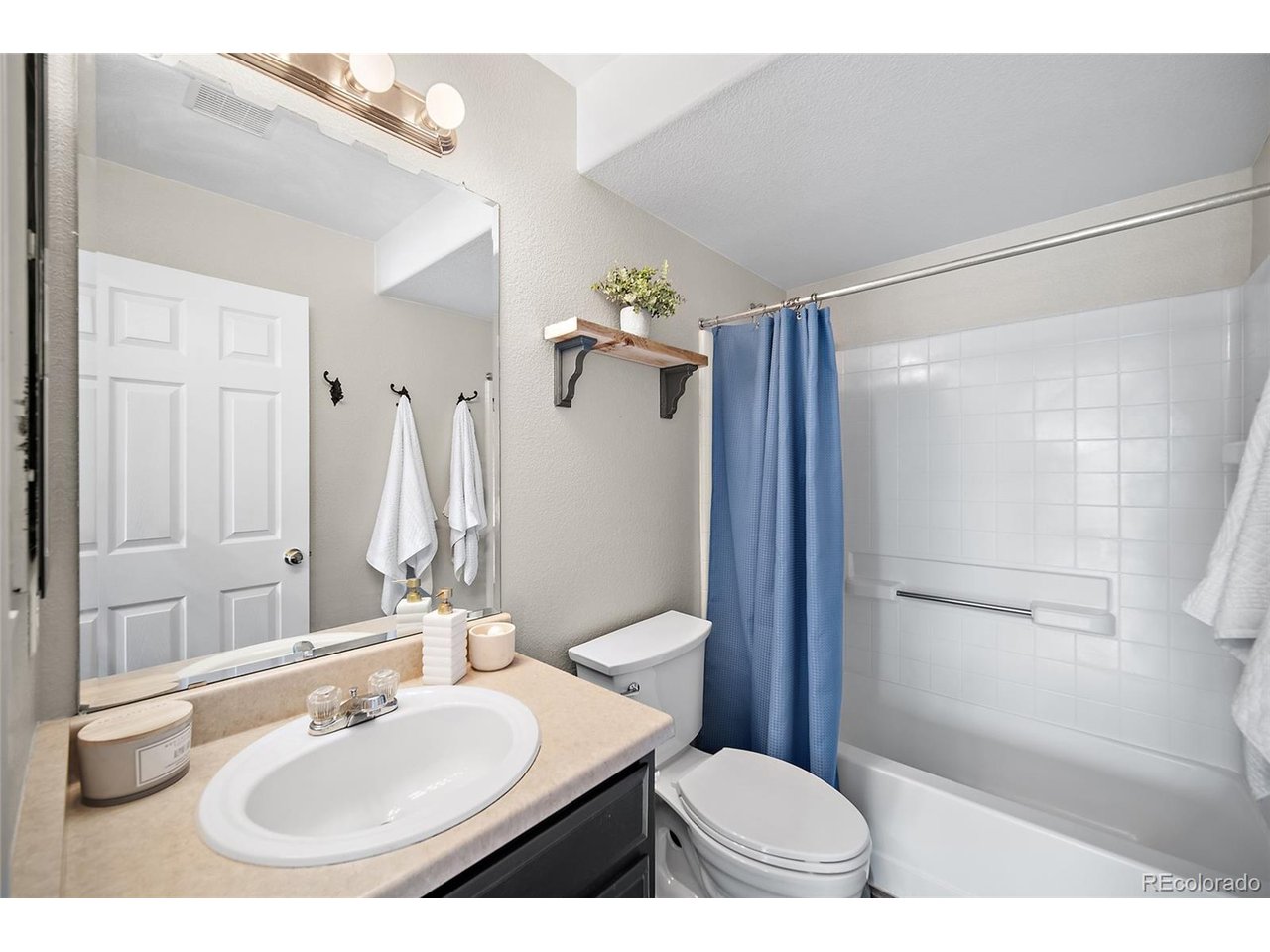 5929 Raleigh Cir