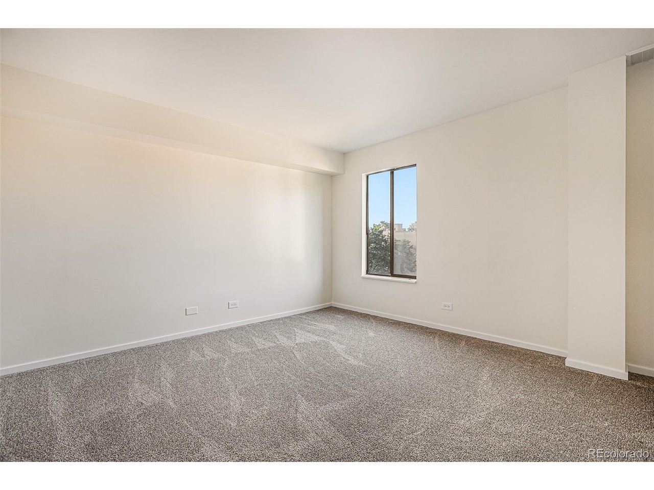 400 S Lafayette St 402