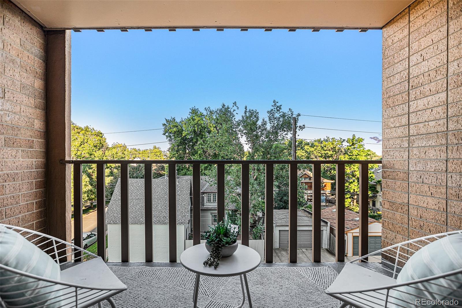 400 S Lafayette Street Unit: 402