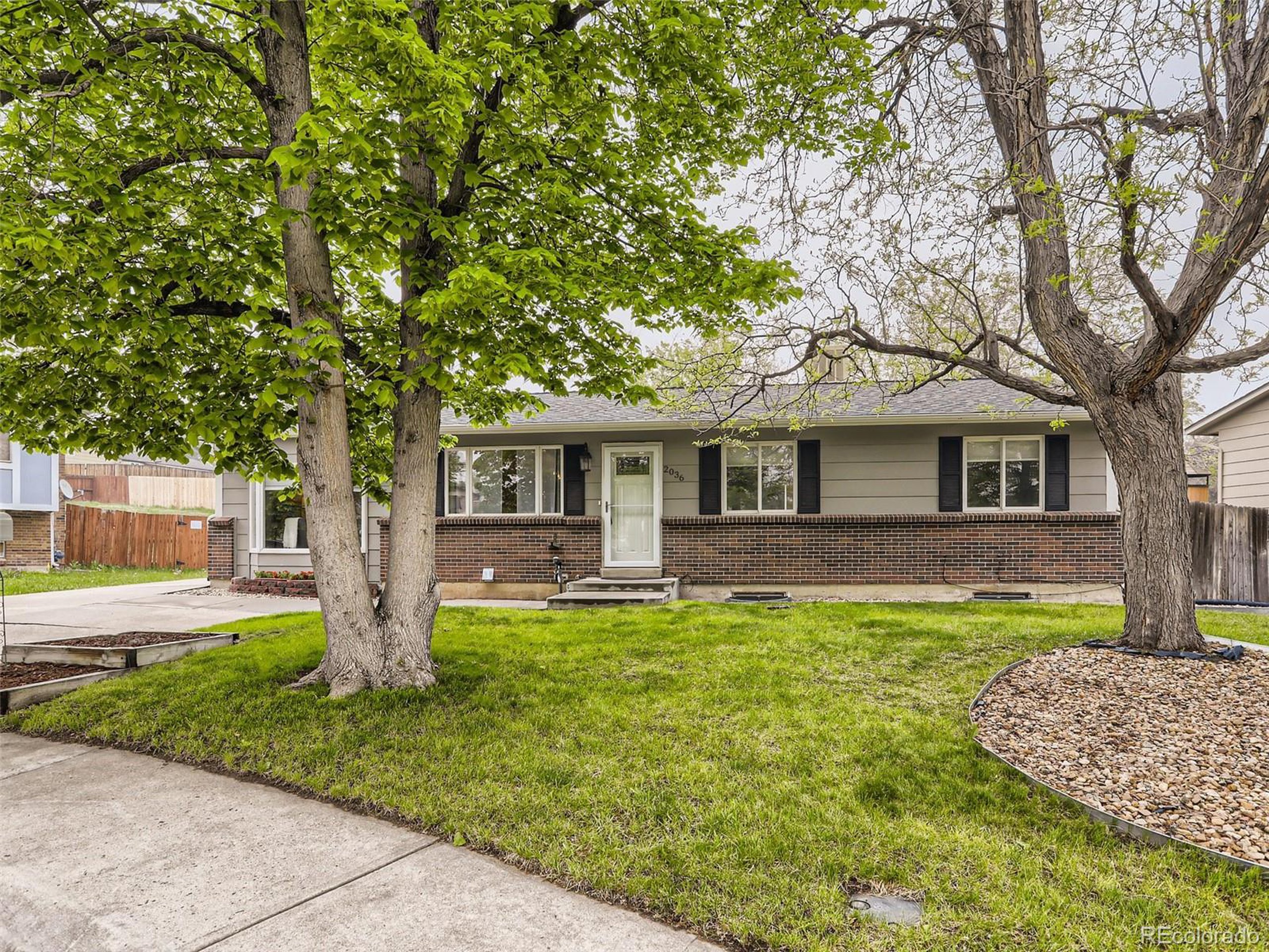 2036 S Olathe St