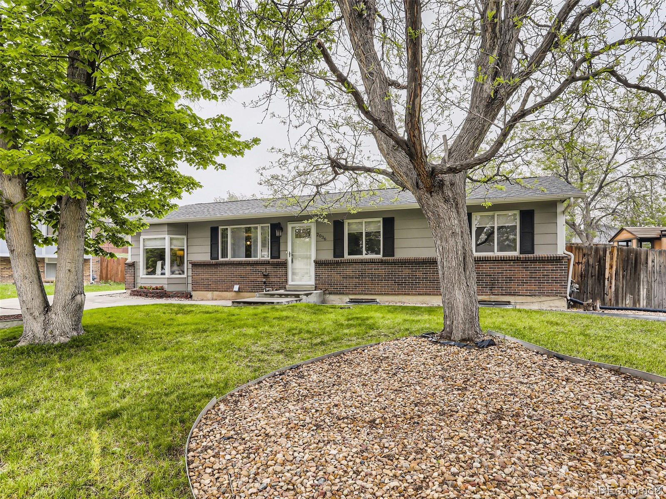 2036 S Olathe St
