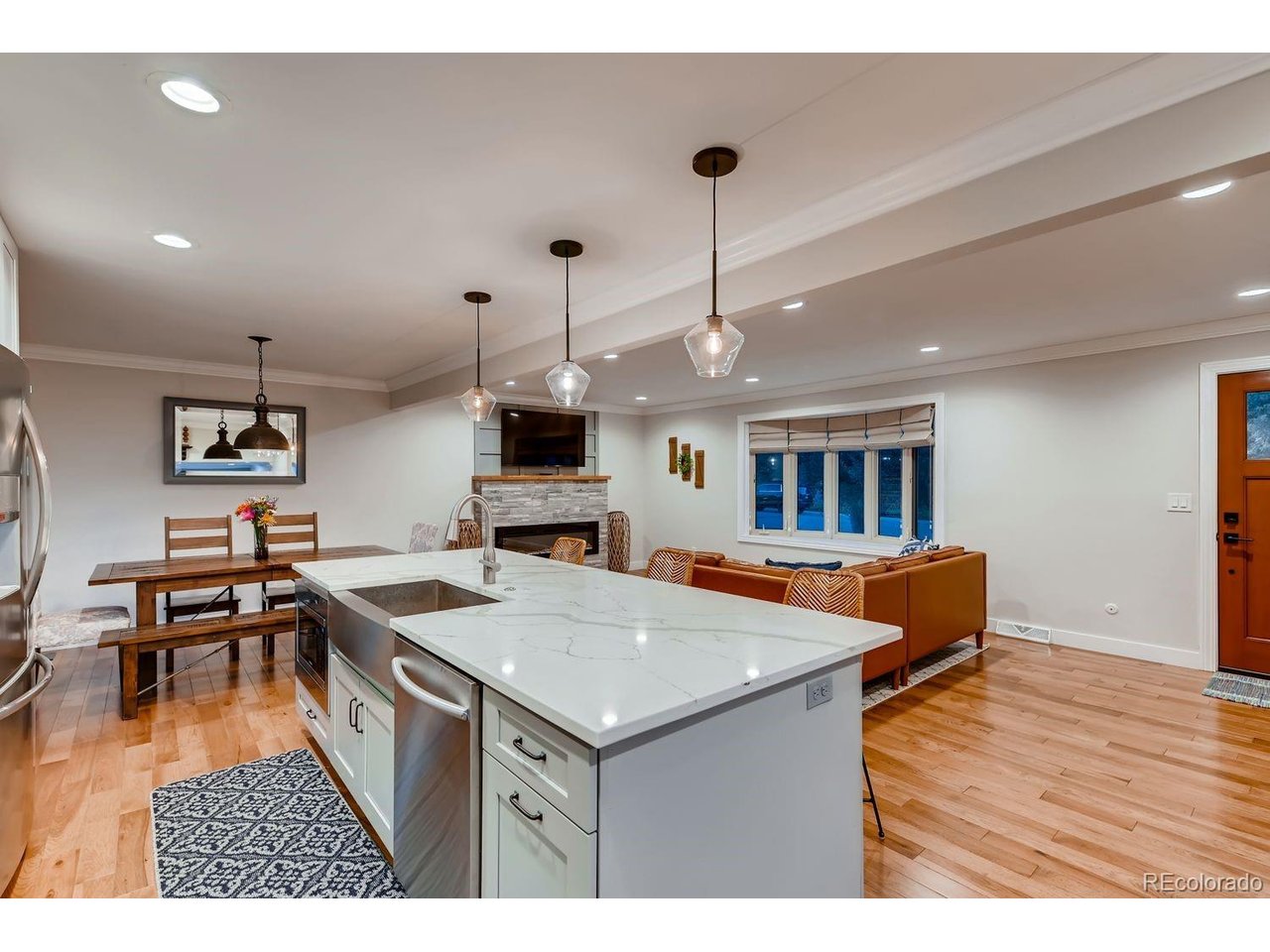 5102 W Fremont Dr