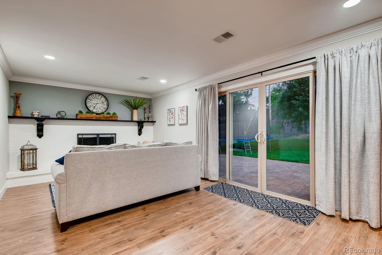 5102 W Fremont Drive
