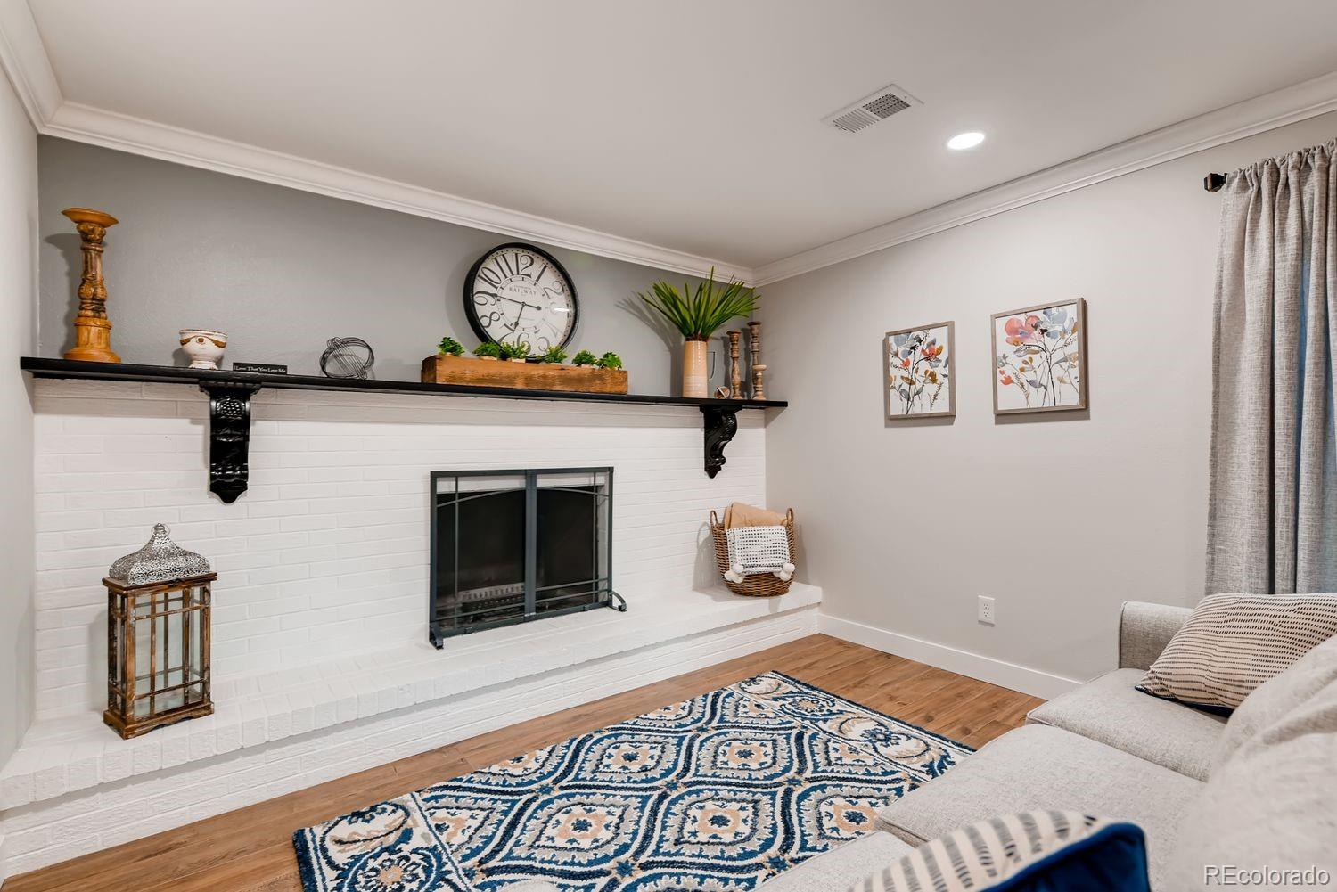 5102 W Fremont Drive