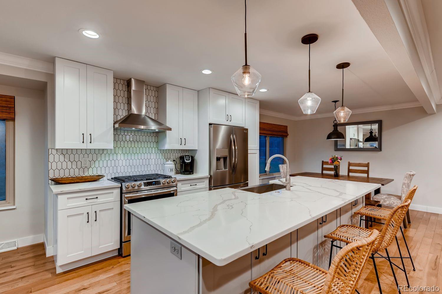 5102 W Fremont Drive