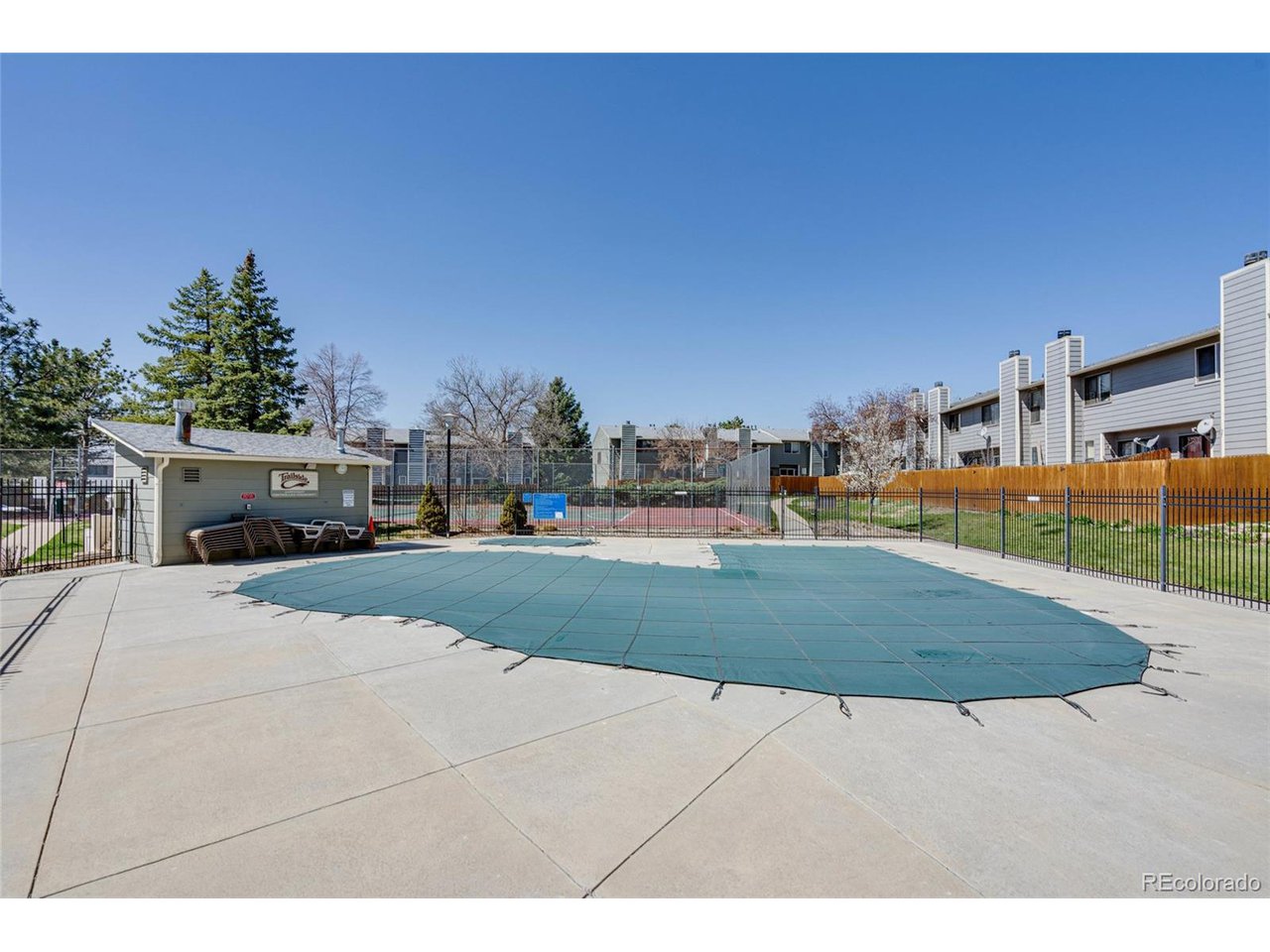 8617 Carr Loop