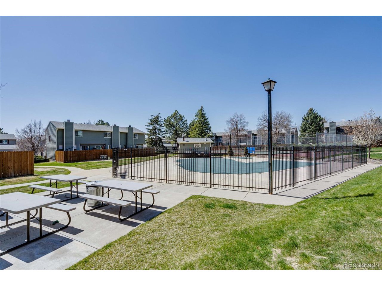 8617 Carr Loop