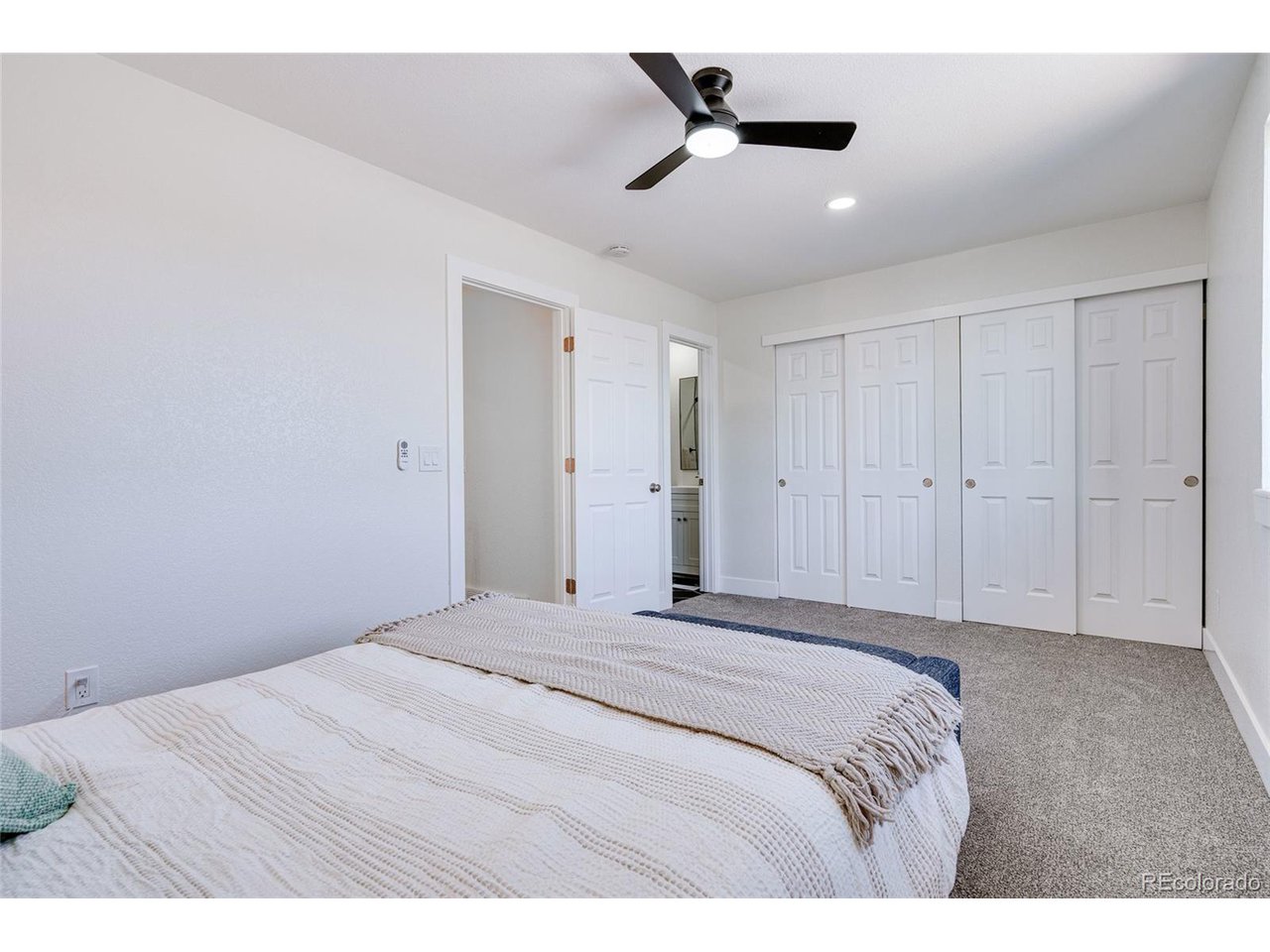 8617 Carr Loop