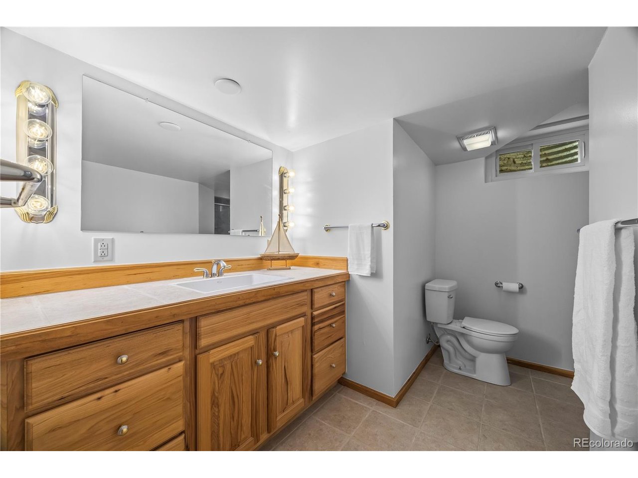 24 Rangeview Dr