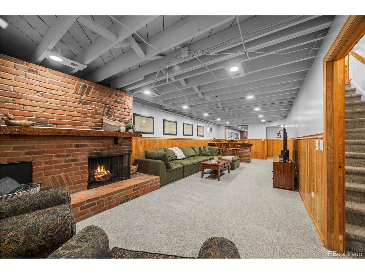 24 Rangeview Dr