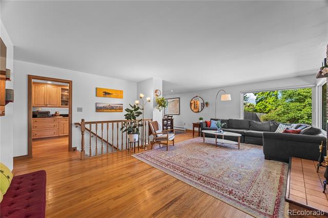 24 Rangeview Drive