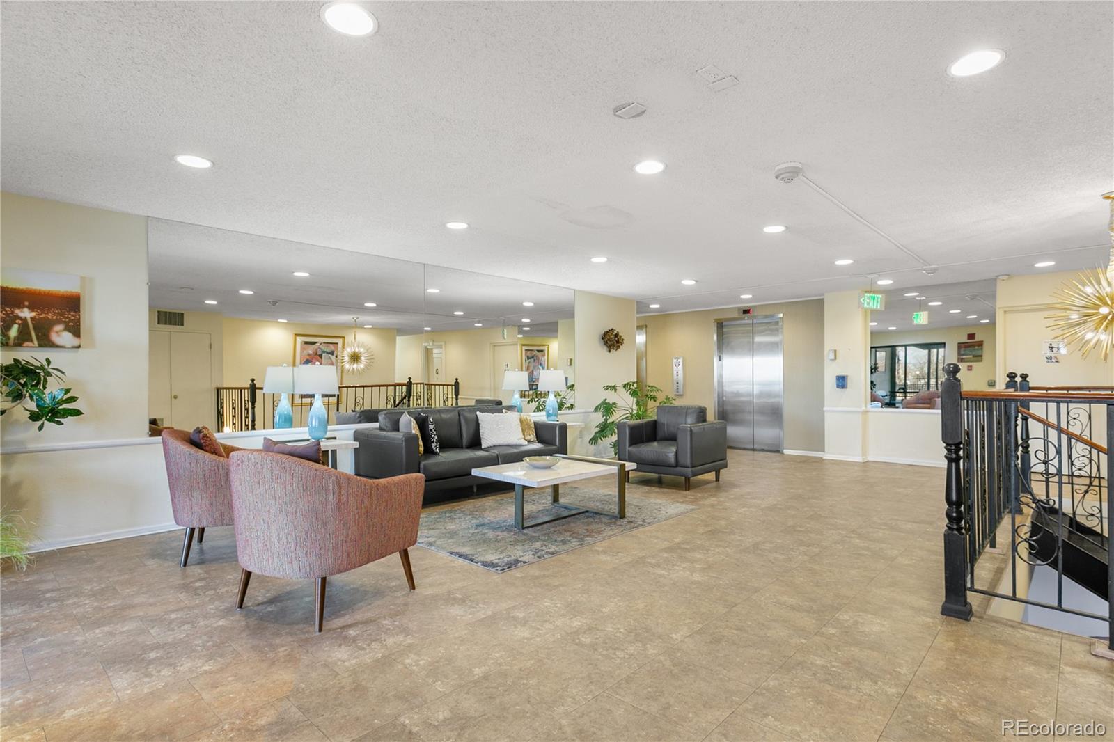 7877 E Mississippi Ave Unit: 204