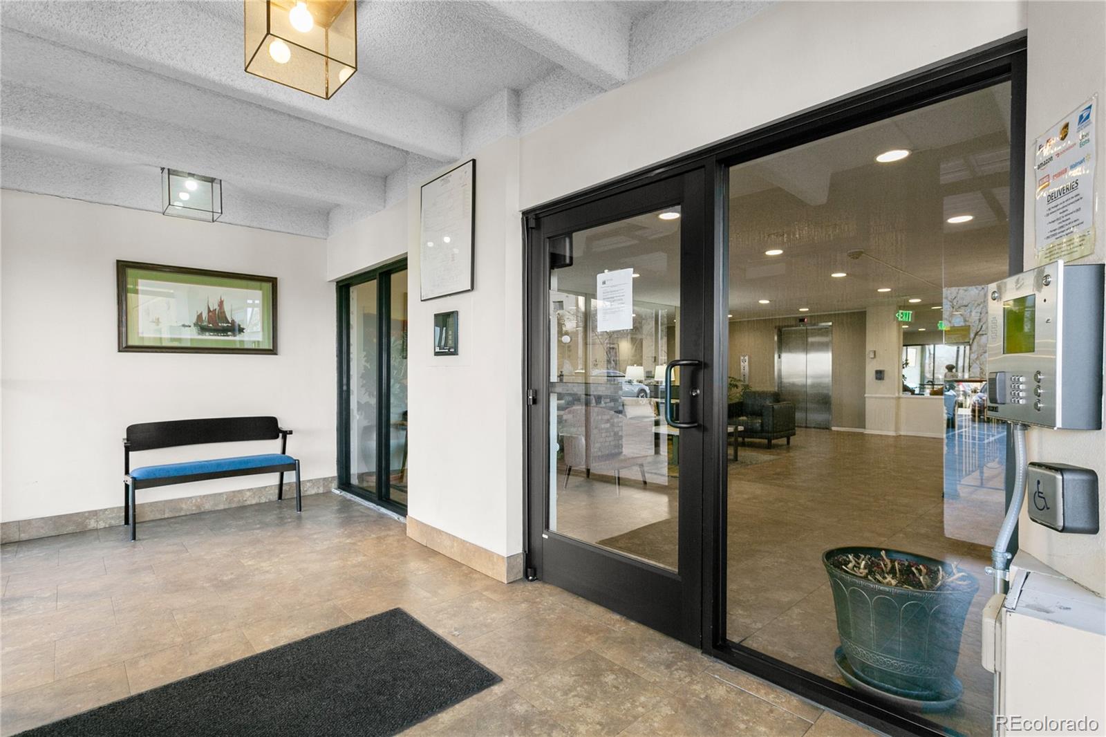 7877 E Mississippi Ave Unit: 204