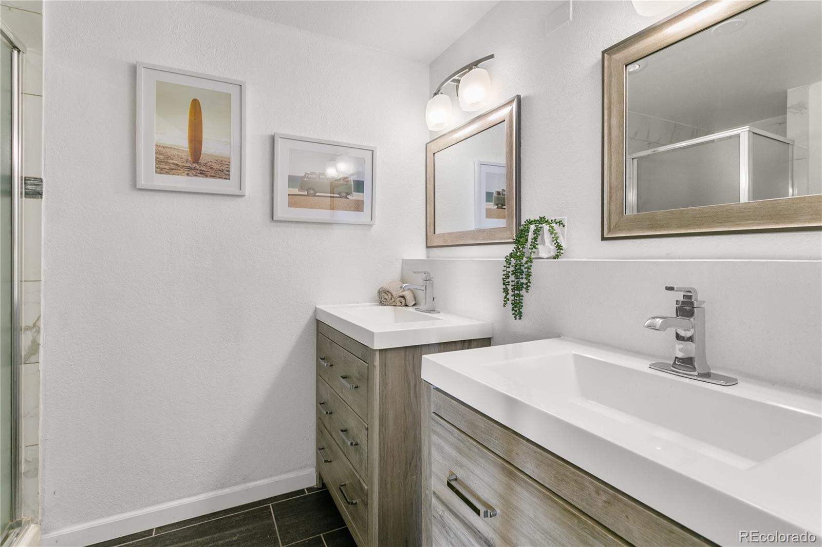 7877 E Mississippi Ave Unit: 204