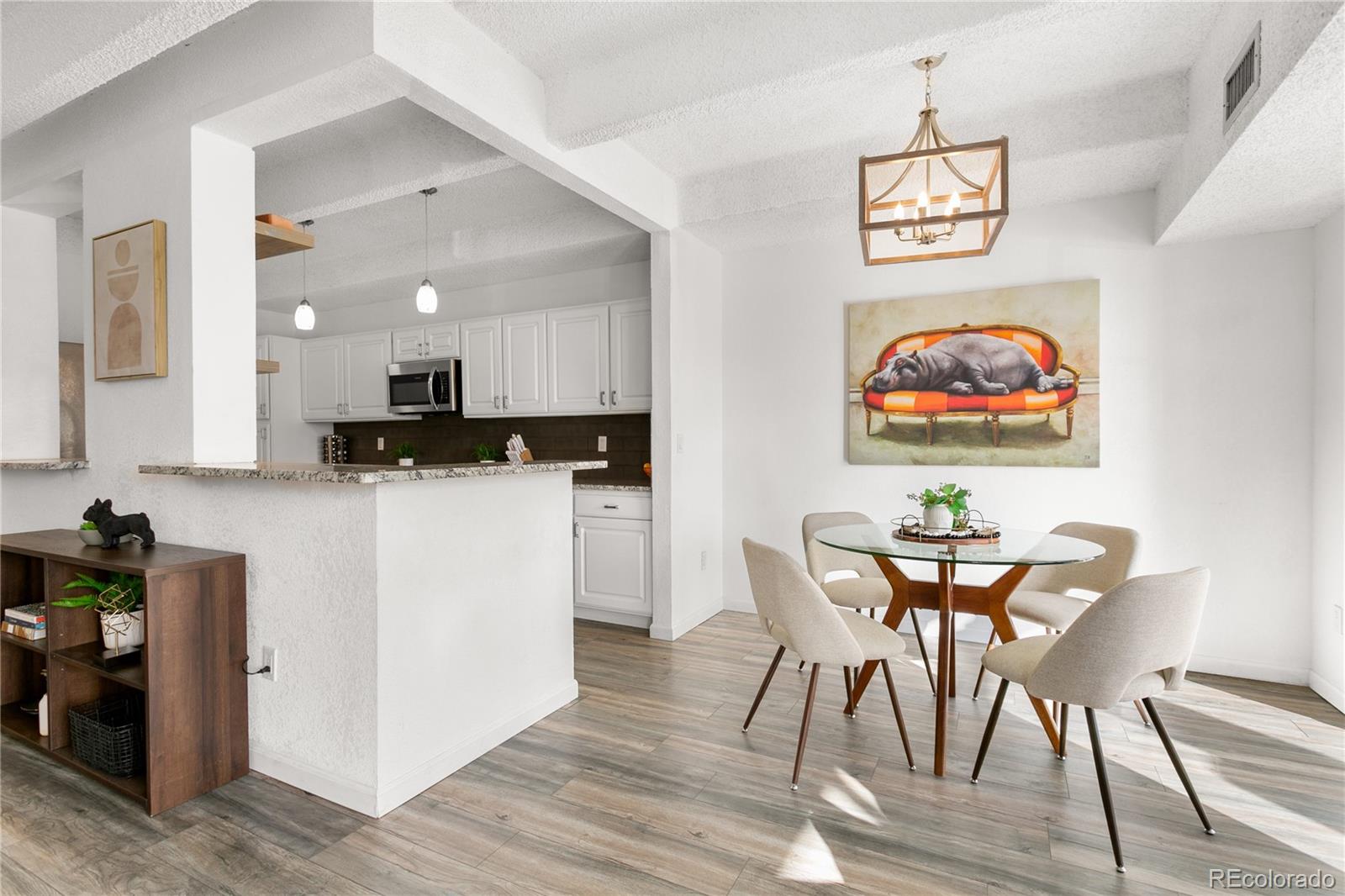 7877 E Mississippi Ave Unit: 204
