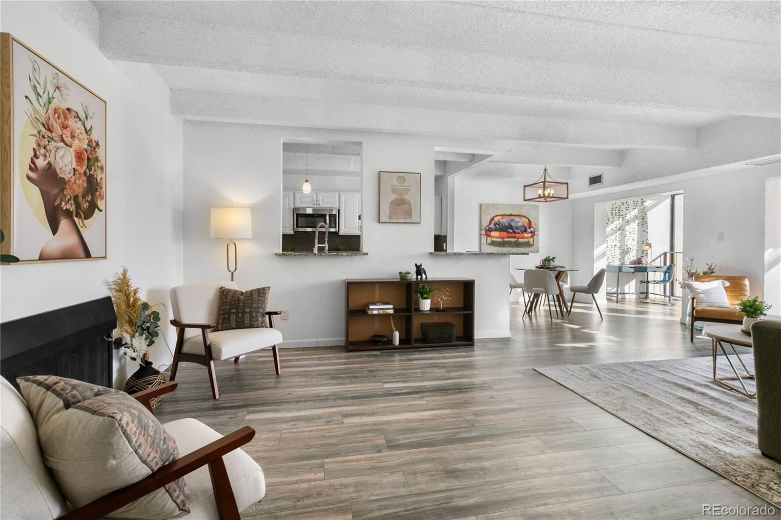 7877 E Mississippi Ave Unit: 204