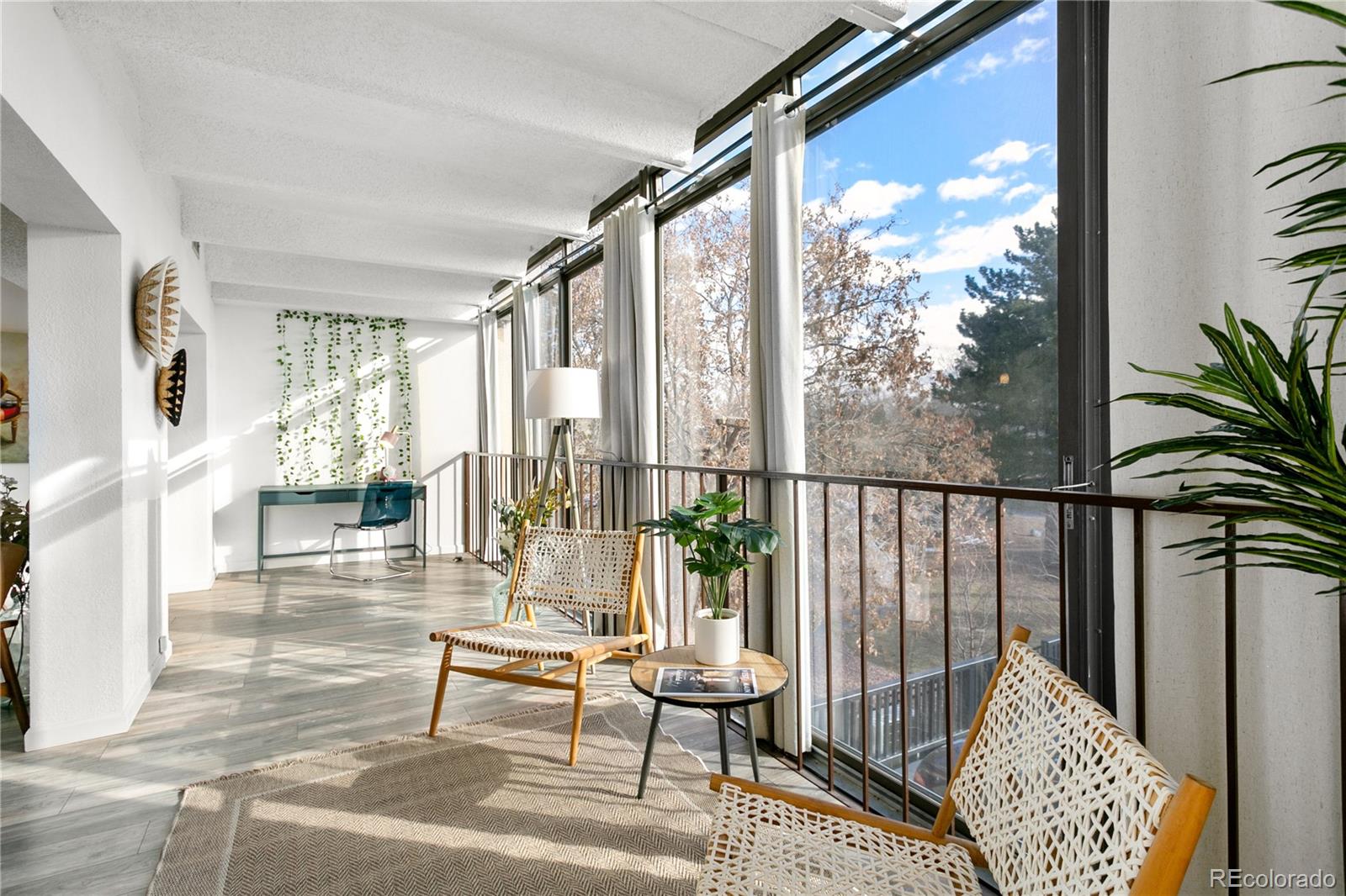 7877 E Mississippi Ave Unit: 204