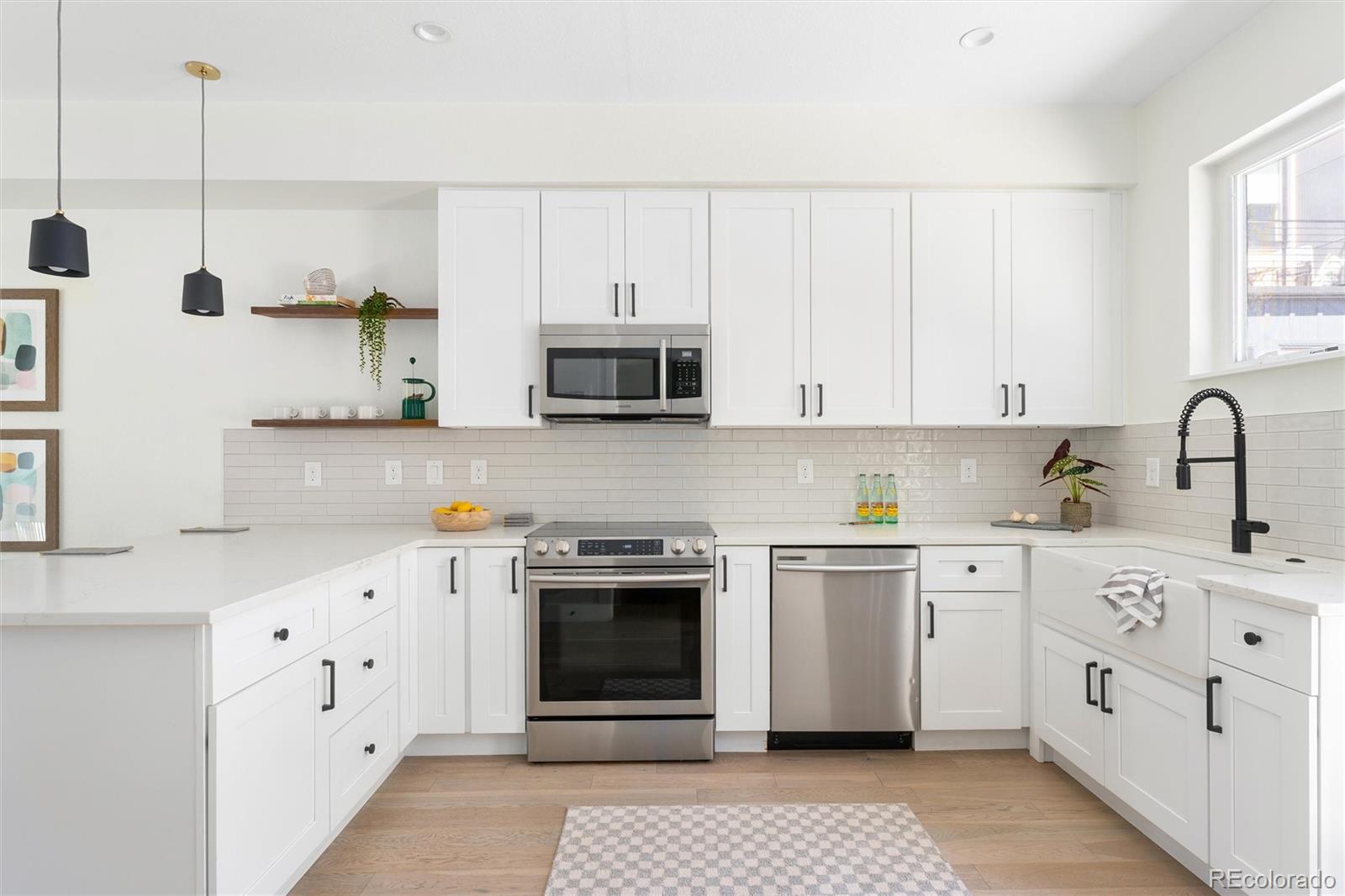 1915 W Elk Place Unit: 2