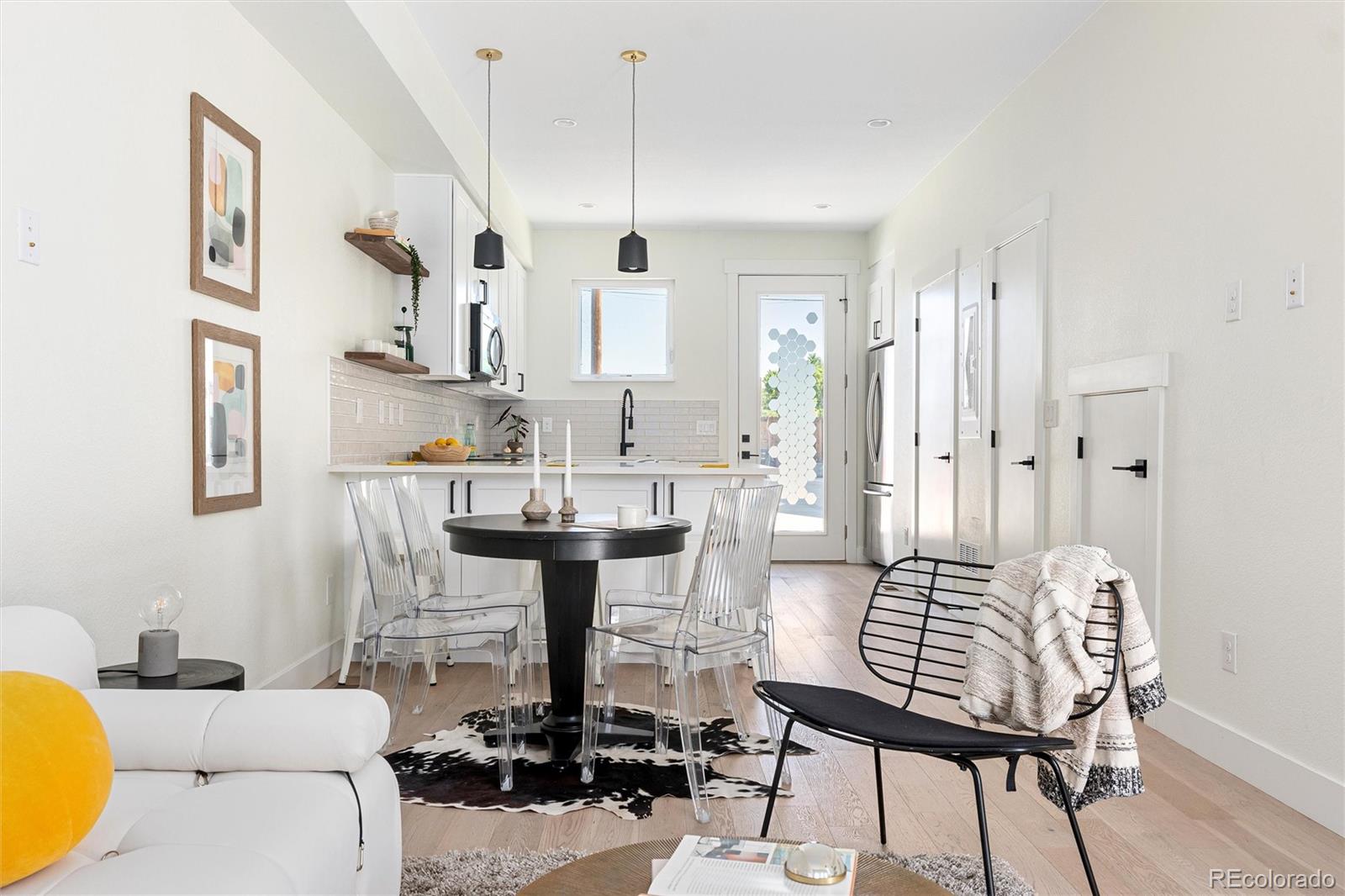 1915 W Elk Place Unit: 2