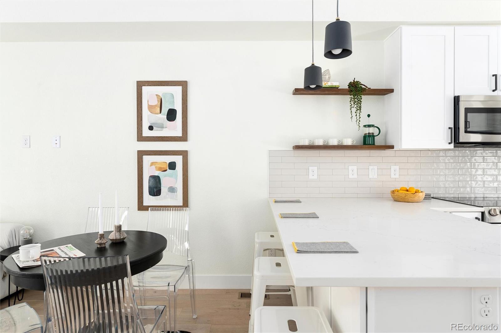 1915 W Elk Place Unit: 2