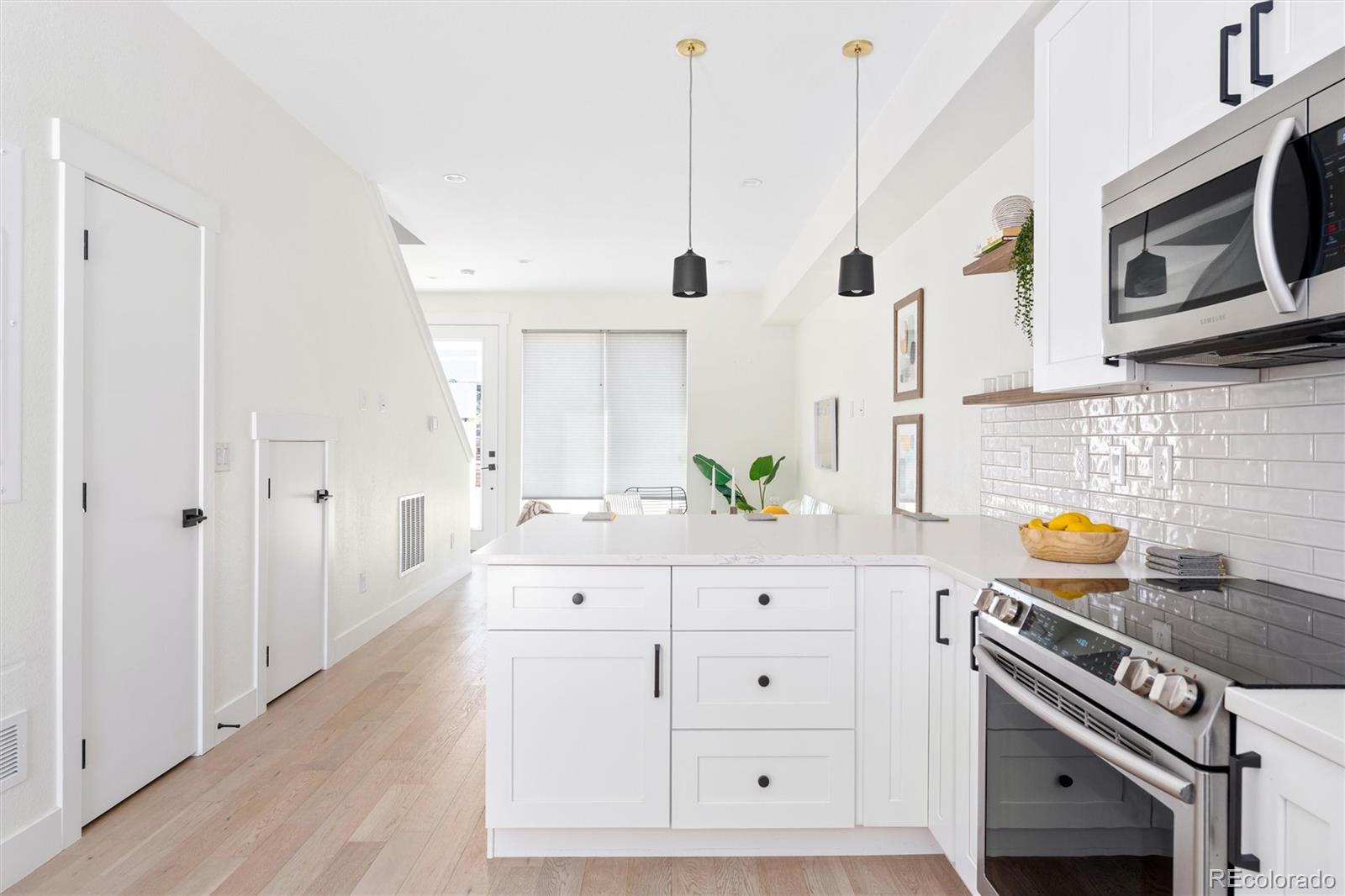 1915 W Elk Place Unit: 2