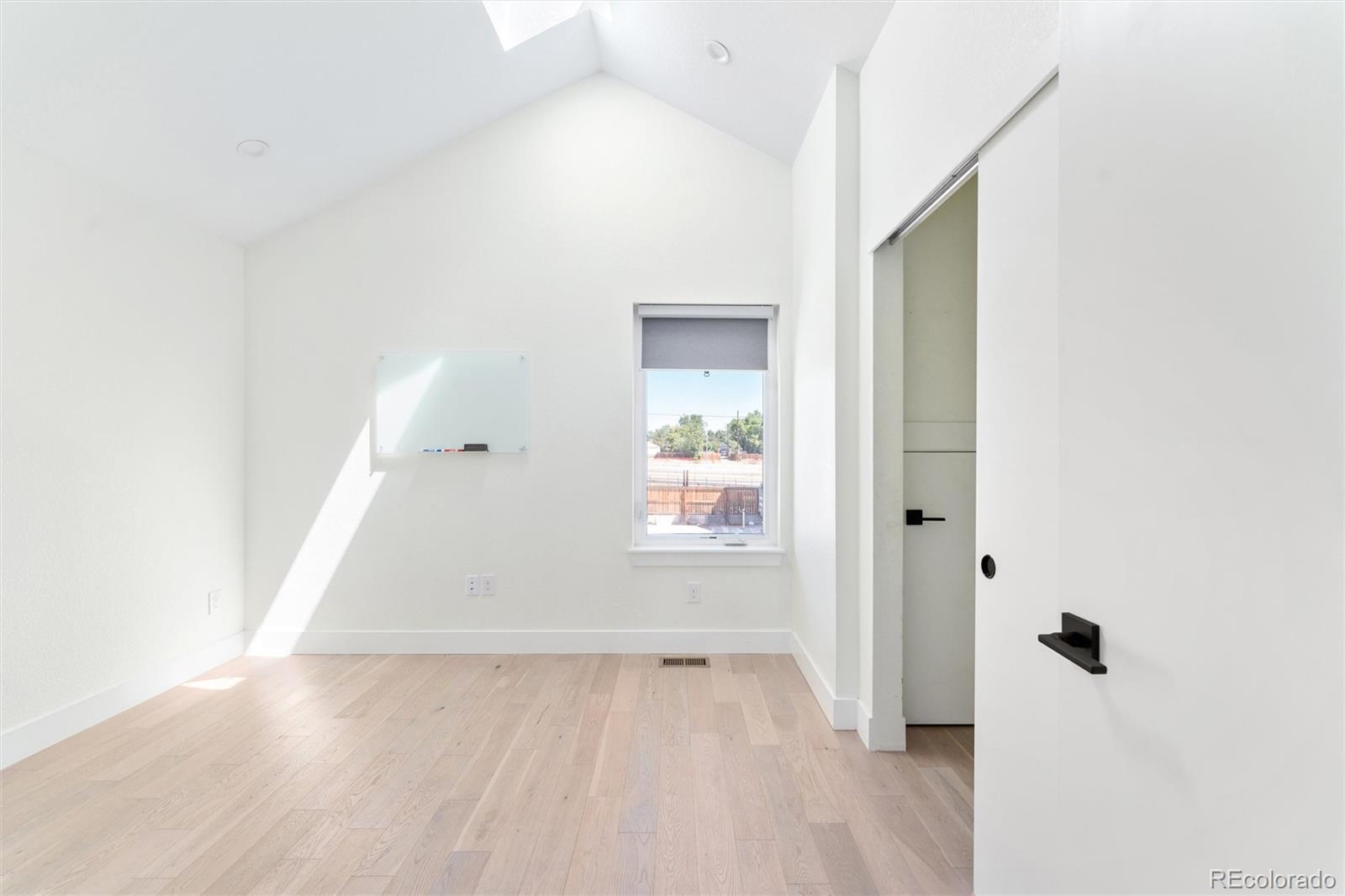 1915 W Elk Place Unit: 2