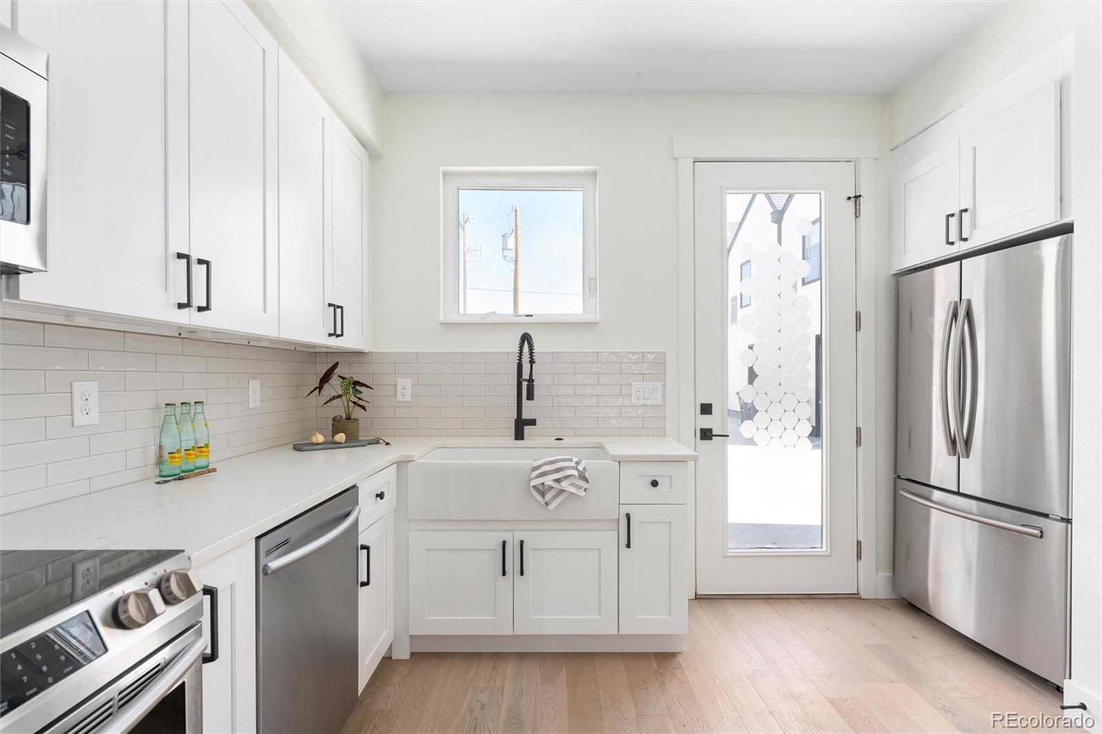 1915 W Elk Place Unit: 2