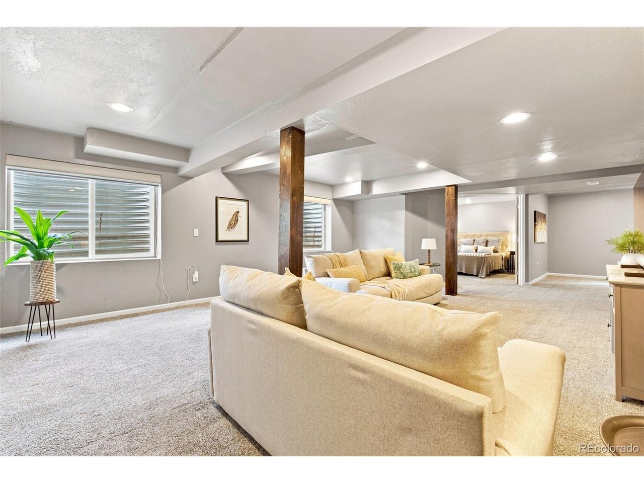 23572 E Alabama Dr