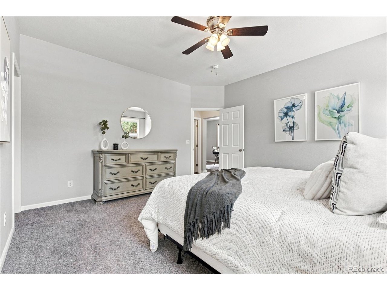 23572 E Alabama Dr