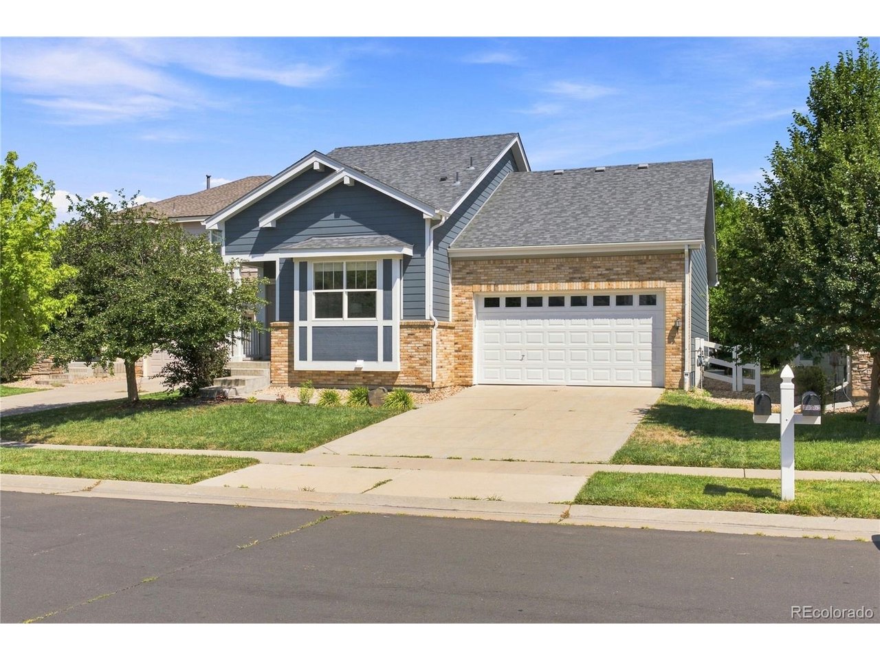 23572 E Alabama Dr