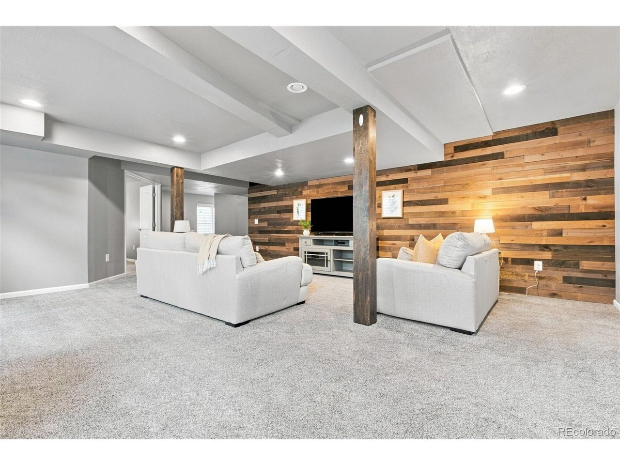 23572 E Alabama Dr