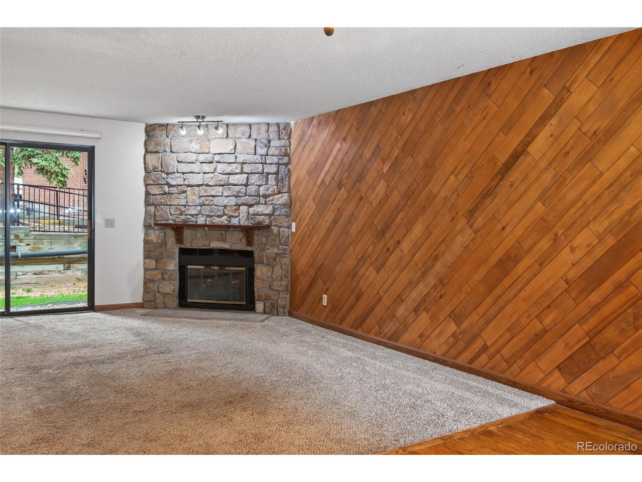 220 Wright St 220-103