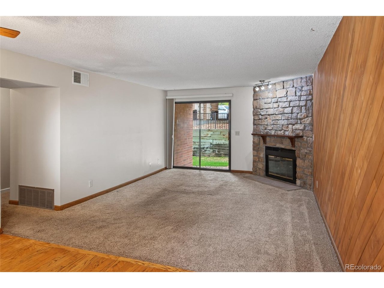 220 Wright St 220-103